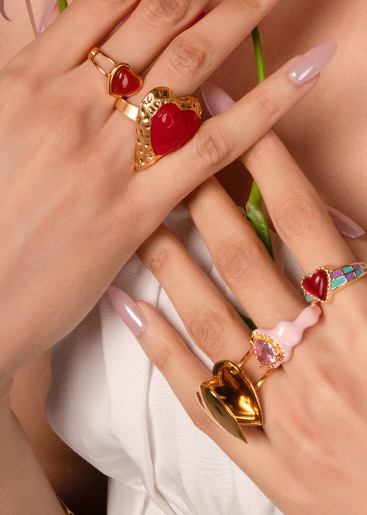 Nikki Rose Heart Fun – Ring mit Herzmotiv und Zirkonia – weitere Ansicht