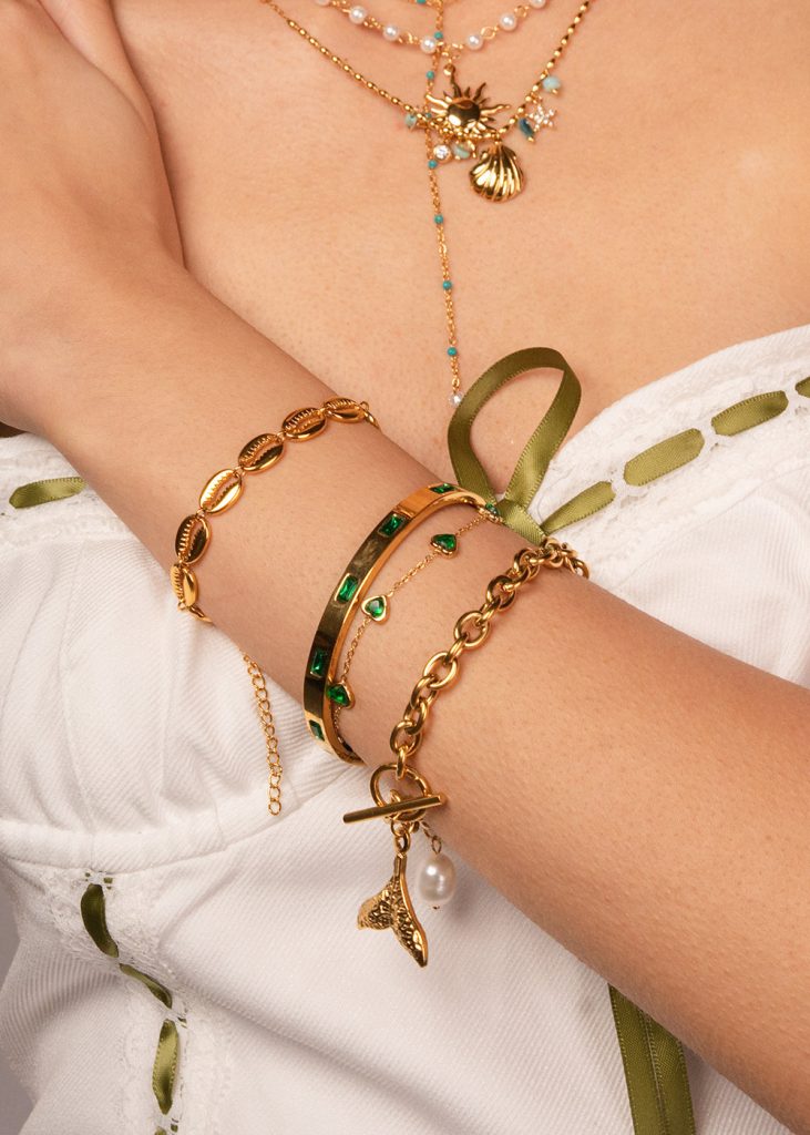 Mermaid Whale Tale Pearl Golden Bracelet — alternate view