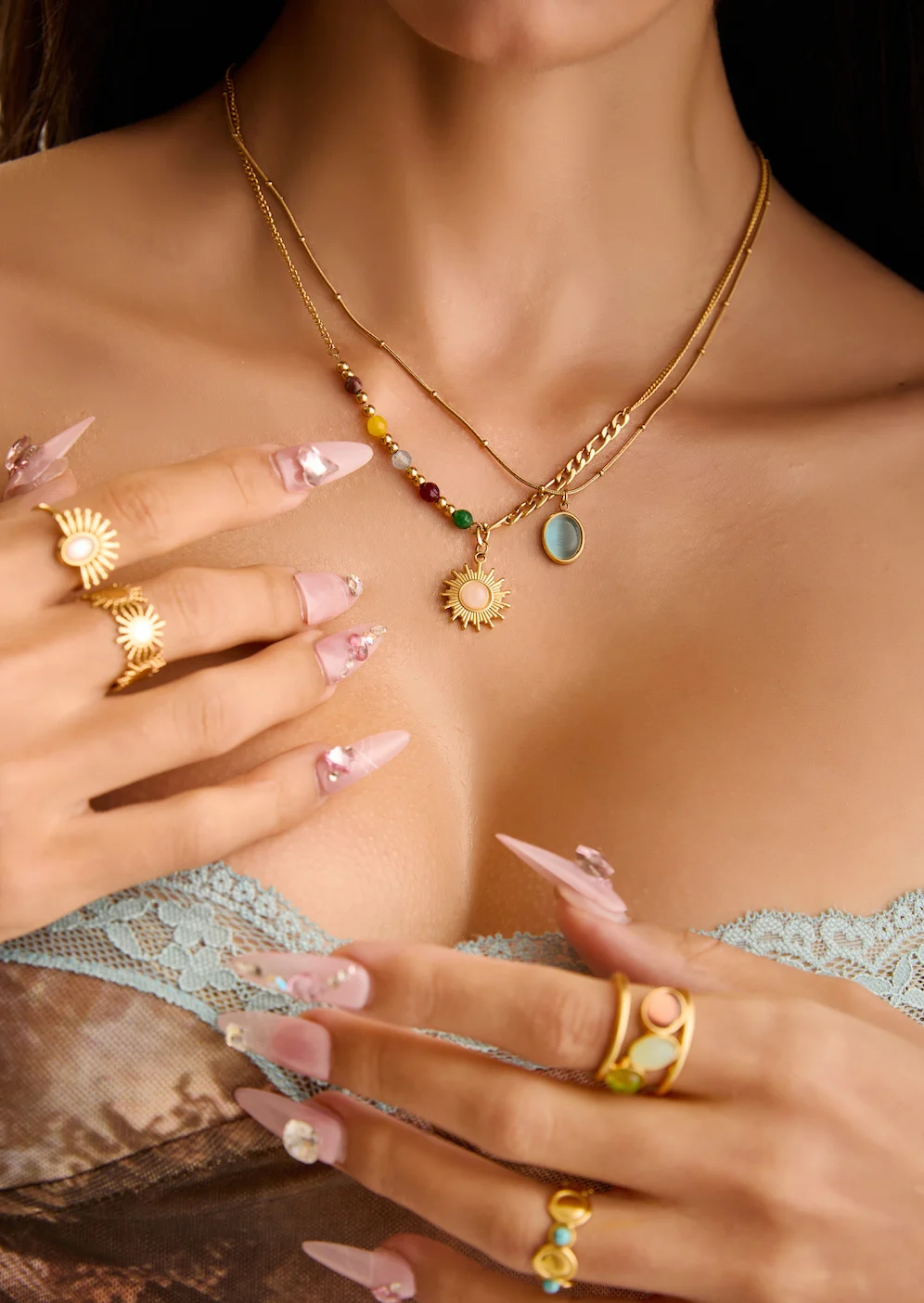 Weiteres Produktfoto 2: Sonia Soleil Sun – Halskette mit Sonnenmotiv in Goldoptik