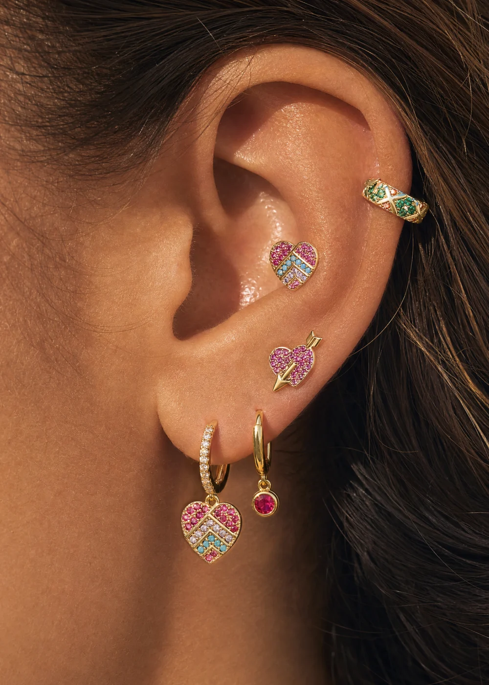 Weiteres Produktfoto 1: Colorful Heart Shape – Ohrring-Set mit bunten Herzen