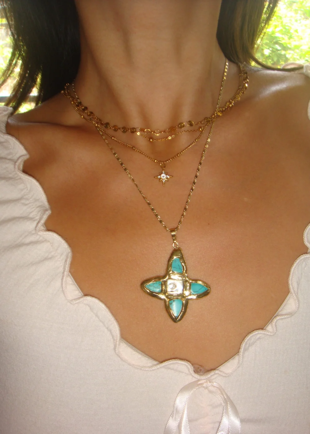 Weiteres Produktfoto 1: Star Trio-Layer – dreilagige Kette mit Sternmotiven in Goldoptik