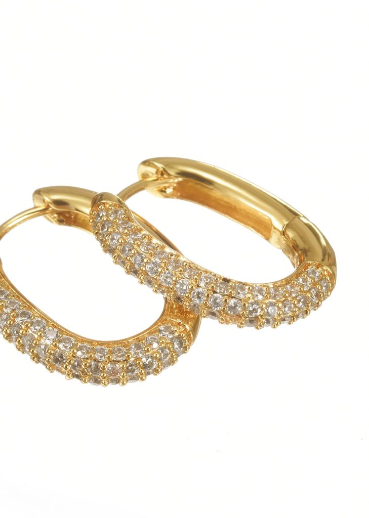Weiteres Produktfoto 2: Diamond Leona – Huggie-Creolen mit Zirkonia in Goldoptik