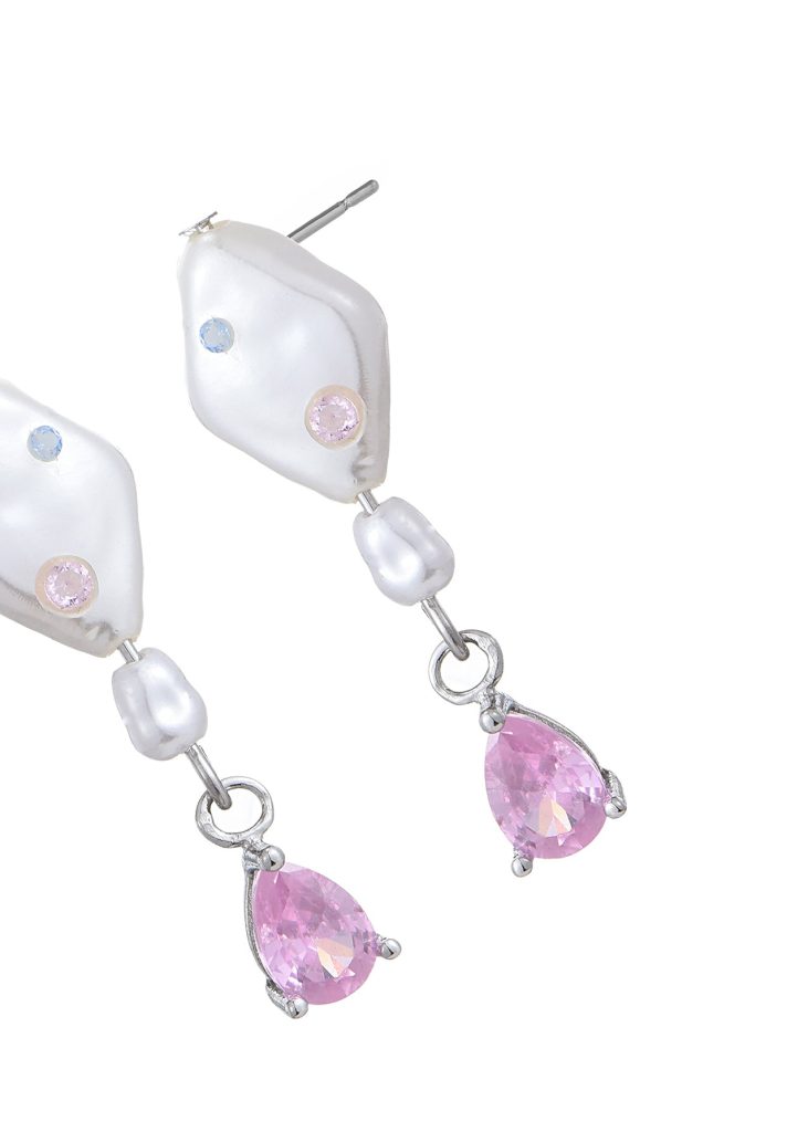 Peggy Pink Pearl Star Earrings — alternate view