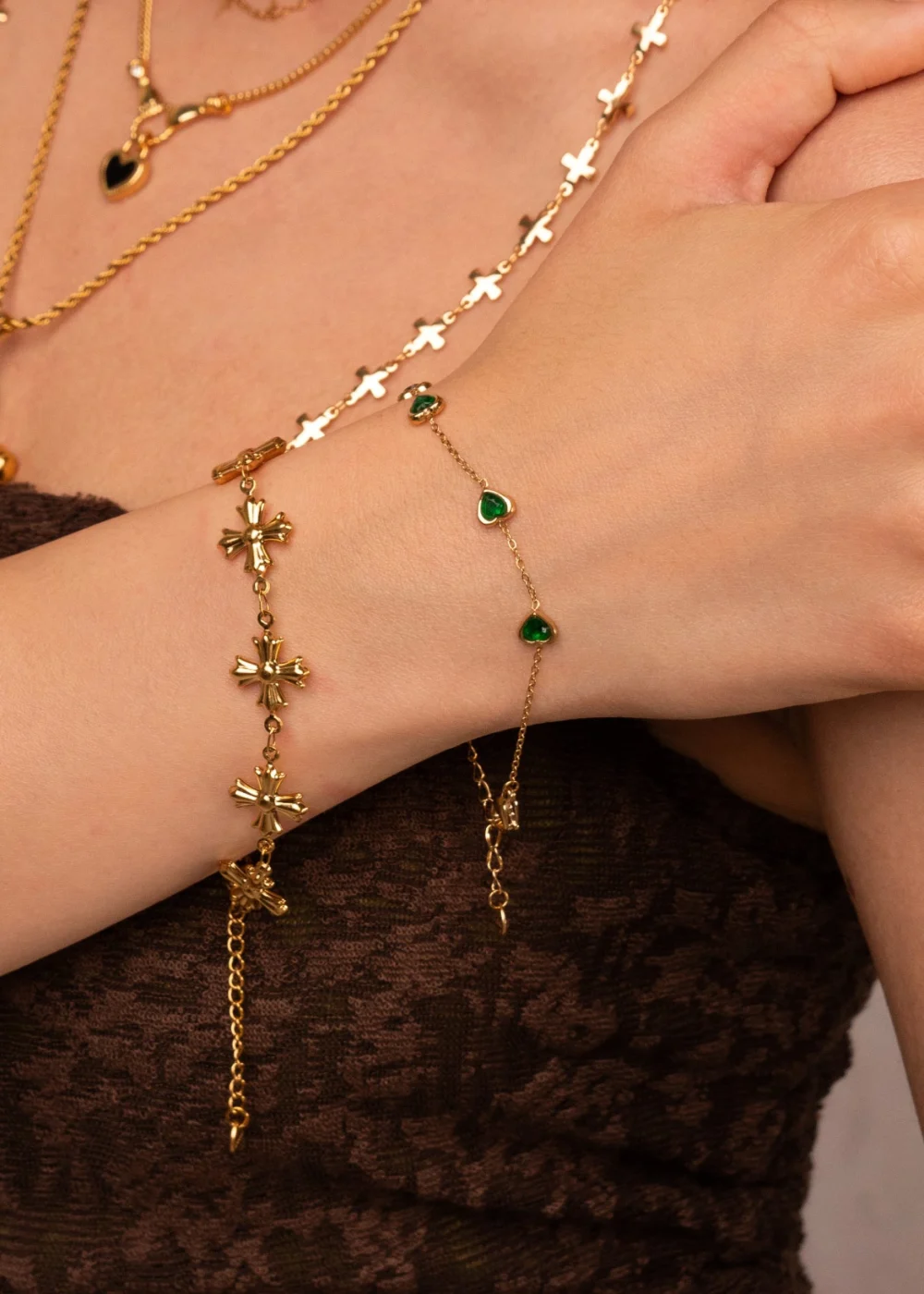 Weiteres Produktfoto 2: Delilah Green Love – Armband mit grünen Akzenten in Goldoptik