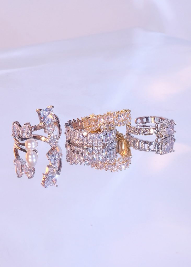 Glittering Leona – Ring mit Zirkonia – weitere Ansicht