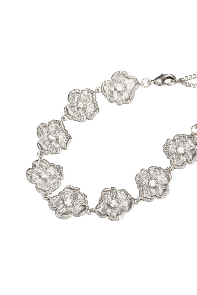July Flower – Armband mit Blumenmotiv in Silberoptik – weitere Ansicht