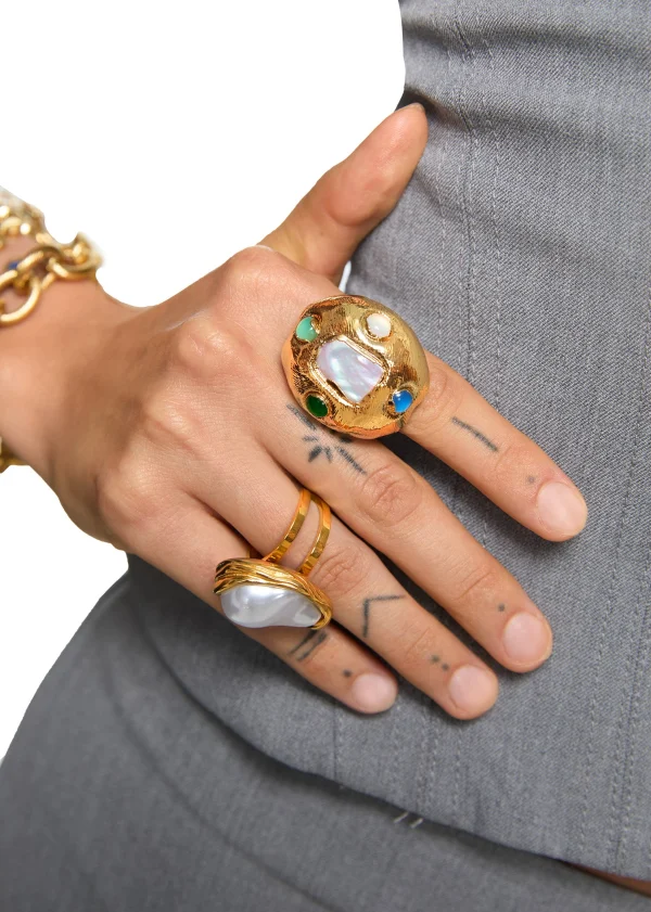 Marion Colorful – Ring mit Muscheldetails und Naturperle – weitere Ansicht