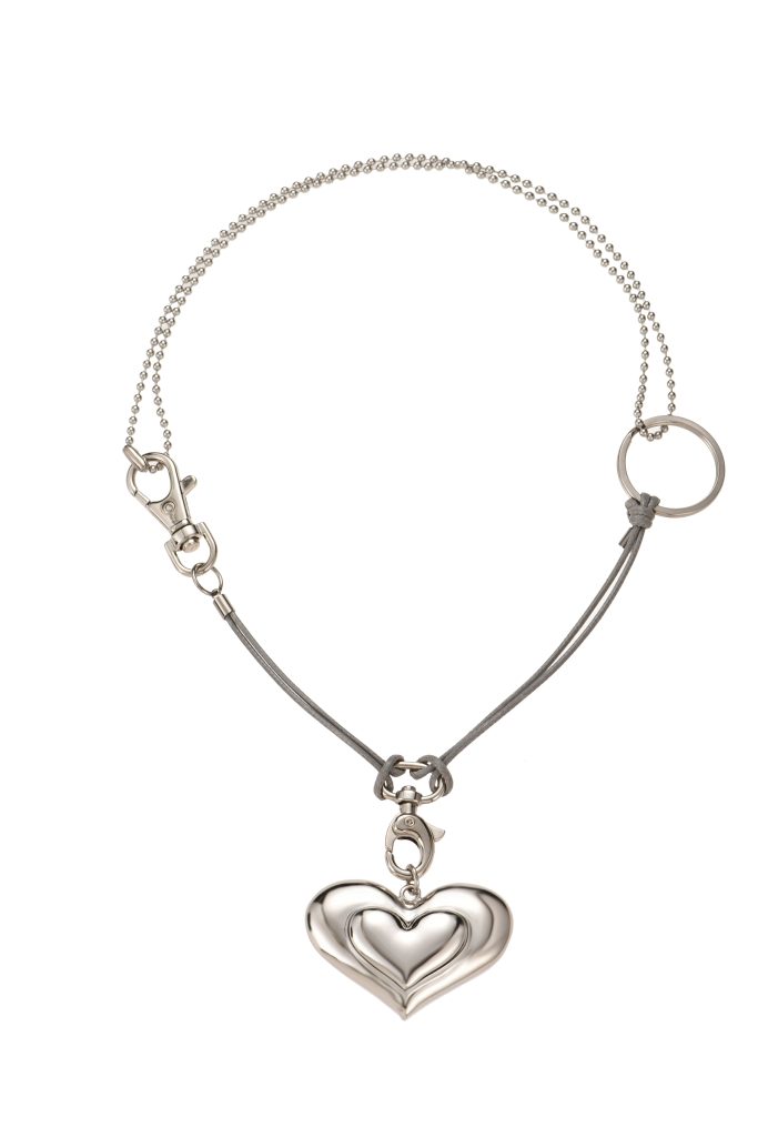 Weiteres Produktfoto 2: Sandy Heart – Halskette mit Herzmotiv in Silberoptik