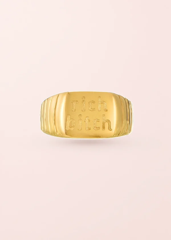 Rich Bitch – Ring