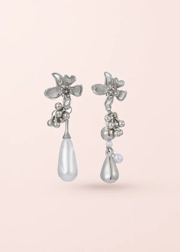 Pearl And Spring Flower Asymetric Silver Earrings