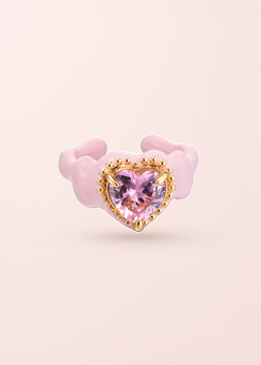 Xania Pink – Ring mit Herzmotiv und rosa Emaille