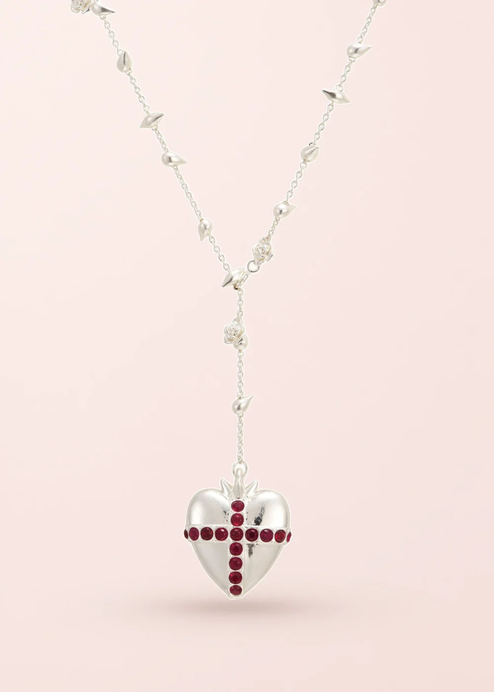 Produktfoto: Blissful Seraphim – Gentle Heart Halskette mit Herz und Kreuz in Silberoptik