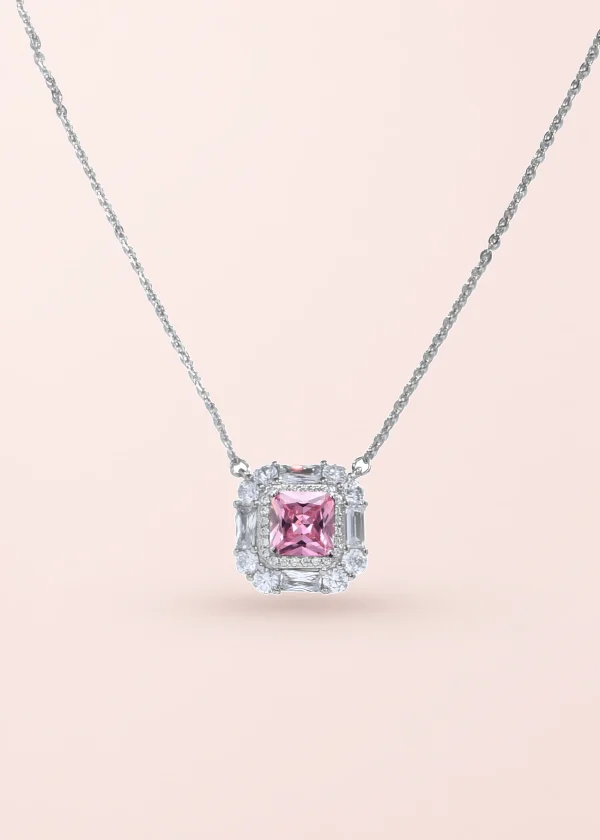 Amy Pink Square – Halskette mit geometrischem Zirkonia in Goldoptik