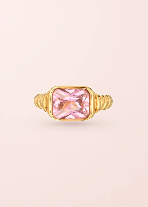 Karema Pink – Ring mit rosa Stein in Goldoptik