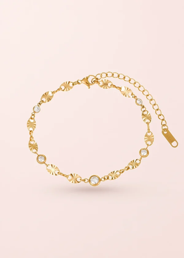 Amelie Glittering VIII – Armbandsammlung mit Sonnenmotiv in Goldoptik