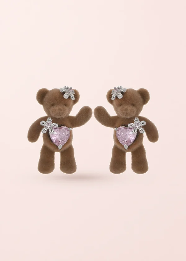 Hug Me Bear I – Herz-Ohrringe mit Bärenmotiv